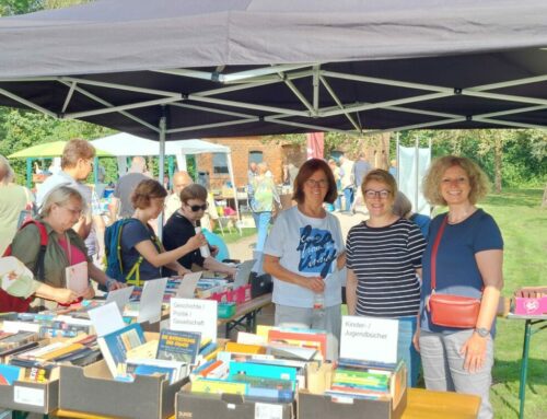 ZONTA-Stand beim Literaturflohmarkt Haus Nottbeck